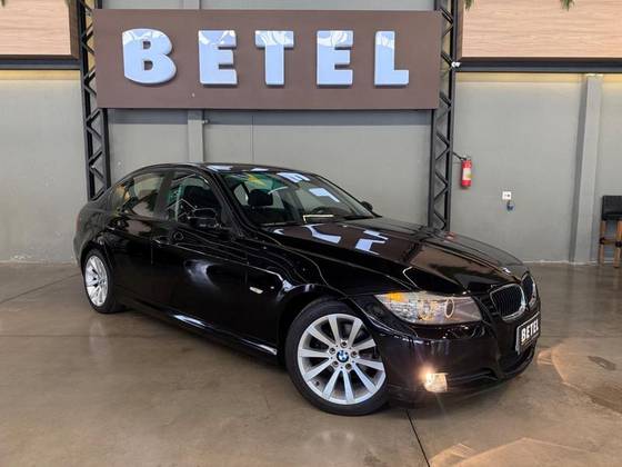 BMW 320i 2.0 16V GASOLINA 4P AUTOMÁTICO BMW 320i 2.0 16V GASOLINA 4P AUTOMÁTICO